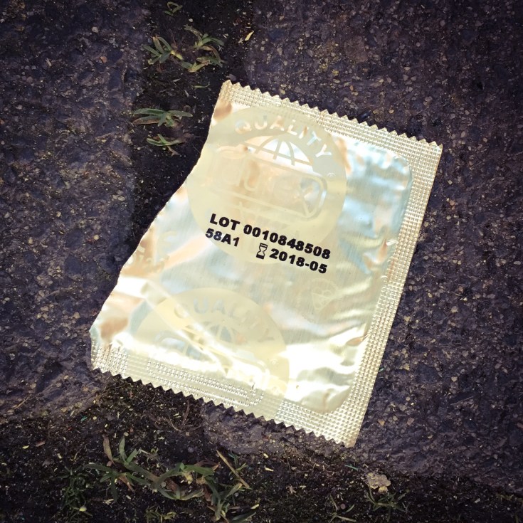 Durex Quality. Te Voet in de Stad. Foto Hendrik Elie Vanden Abeele