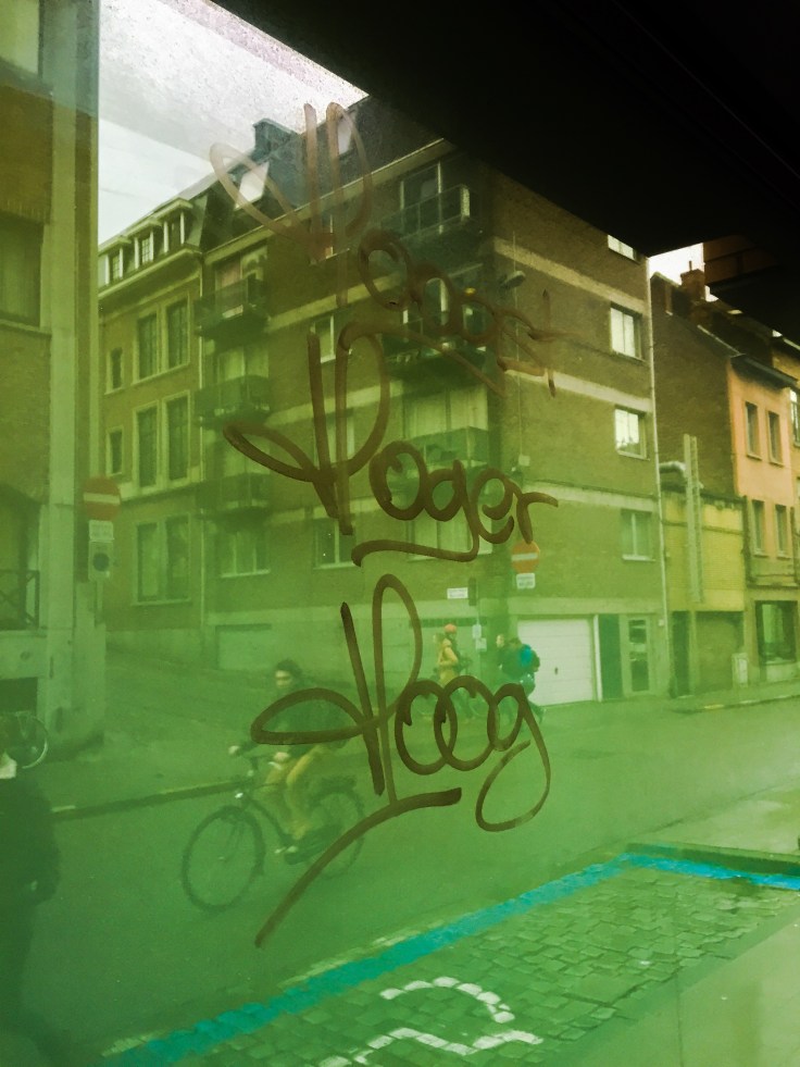 Overtreffende trap. Te Voet in de Stad. Foto Hendrik Elie Vanden Abeele