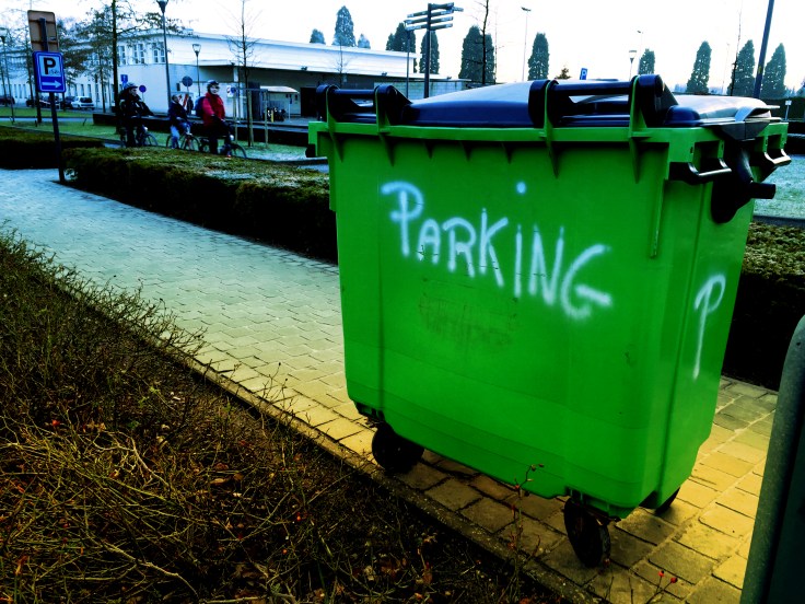 Parking. Te Voet in de Stad. Foto Hendrik Elie Vanden Abeele