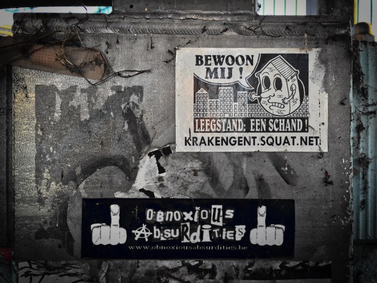 Plakkatief #16. Leuven, onder de Tervuursesvest, 13 februari 2015. Te Voet in de Stad. Hendrik Vanden Abeele