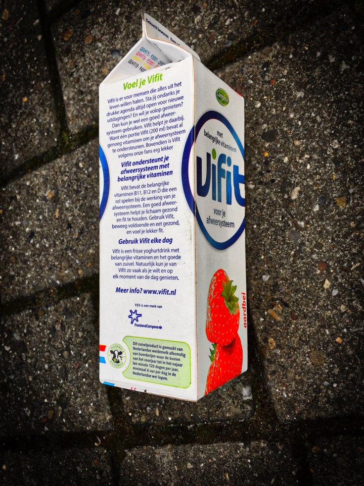 Booz #20. Melk moet. Leiden, Schuttersveld, 8 februari 2015. Te Voet in de Stad. Hendrik Vanden Abeele