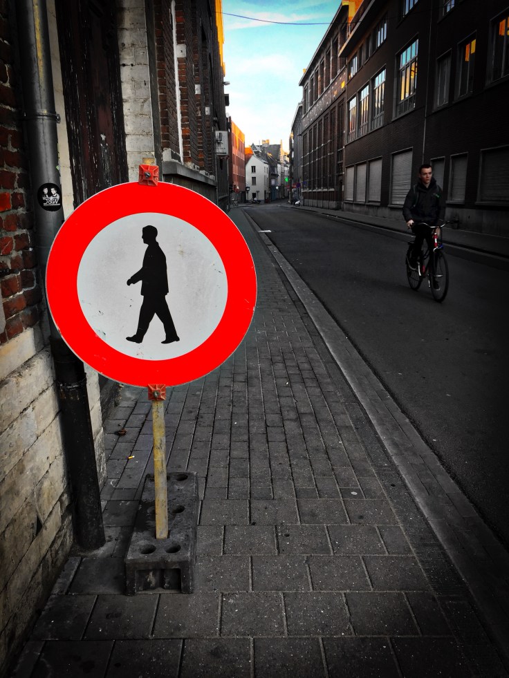 Niet te voet in de Stad. Leuven, Parijsstraat, 31 oktober 2015, Foto Hendrik Elie Vanden Abeele. Te Voet in de Stad