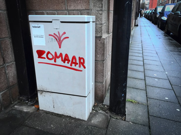 Teken aan de wand #59. Leuven, Nerviërsstraat, 16 december 2015, Foto Hendrik Elie Vanden Abeele. Te Voet in de Stad