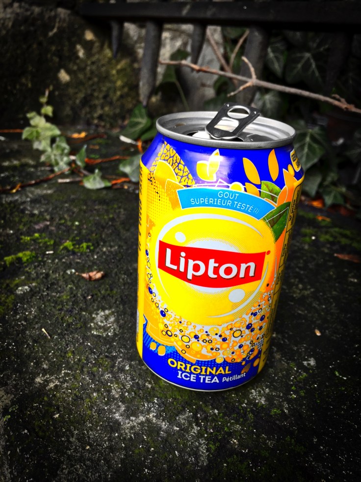 Booz #26 Lipton Original Ice Tea. Leuven, Kapucijnenvoer, 2 februari 2015, Foto Hendrik Elie Vanden Abeele. Te Voet in de Stad