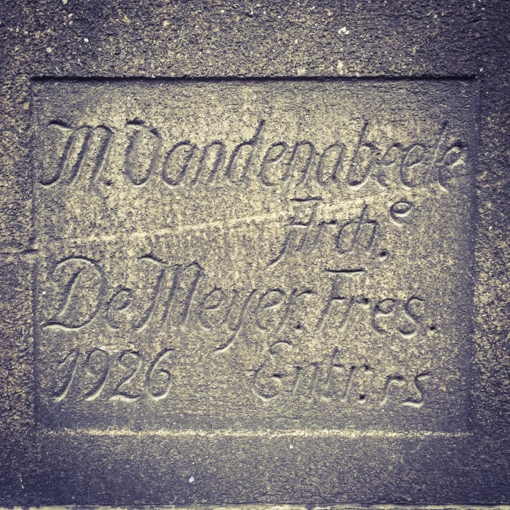 huis-koningin-elisabethlaan-gent-arch-vandenabeele-te-voet-in-de-stad-hendrik-vanden-abeele-detail