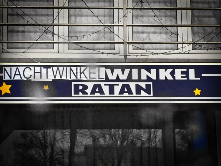 nachtwinkelwinkel-kalmthout-statiestraat-13-november-2015-foto-hendrik-elie-vanden-abeele-te-voet-in-de-stad