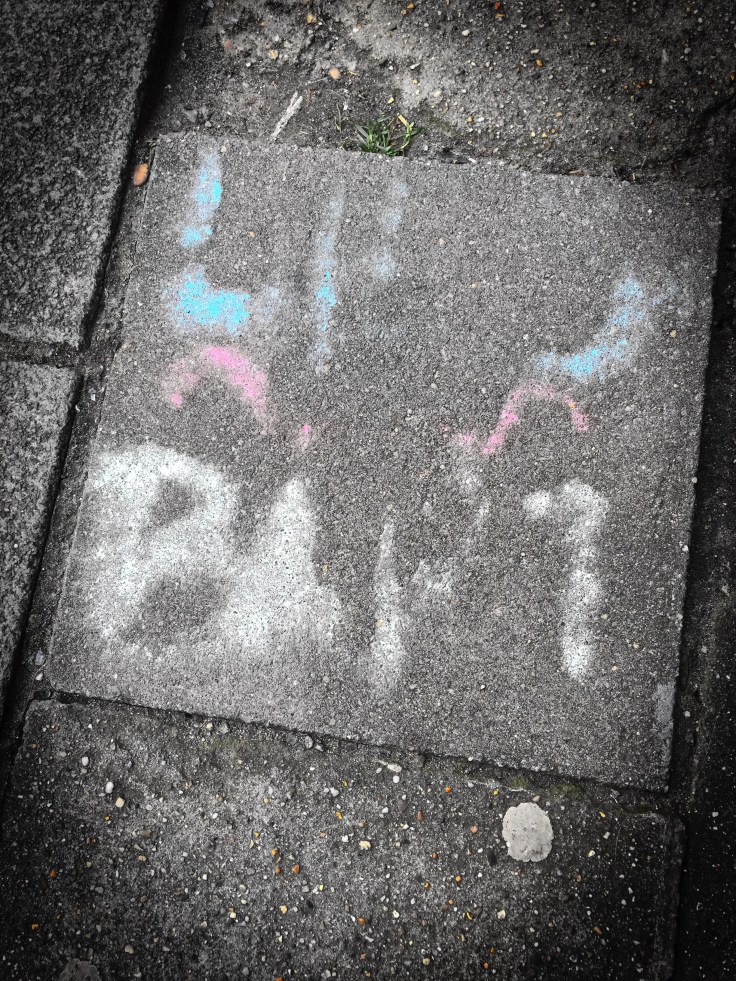 teken-aan-de-wand-74d-leuven-omgeving-minderbroedersstraat-21-augustus-2015-foto-hendrik-elie-vanden-abeele-te-voet-in-de-stad
